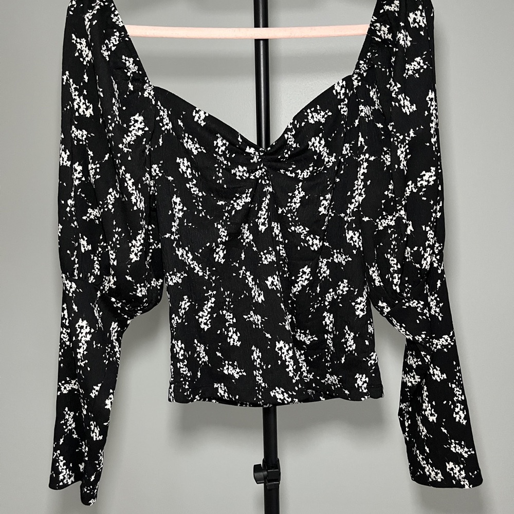 Anthropologie Sweetheart neckline blouse